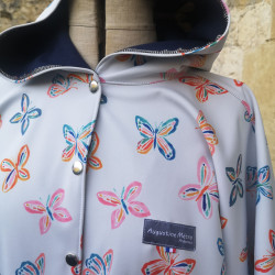Cape Papillons adulte en softshell | Augustine Métro