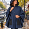 Fermeture par 6 pressions de la cape adulte